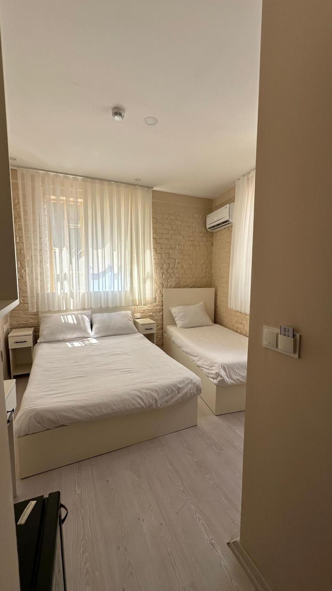 Rota Star Hotel Beyoglu Istanbul Exterior photo